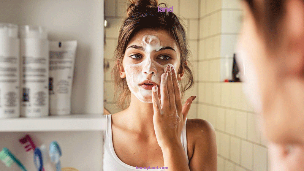 بعد از فوم شستشوی صورت چی بزنیم؟