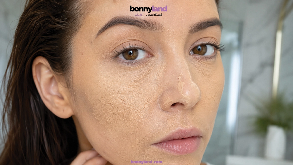 چرا کرم پودر روی صورت ماسیده میشود؟